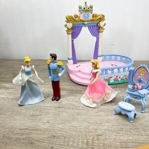 Disney Princess Cinderella Magic Dance Ballroom Playset Prince Charming Vanity